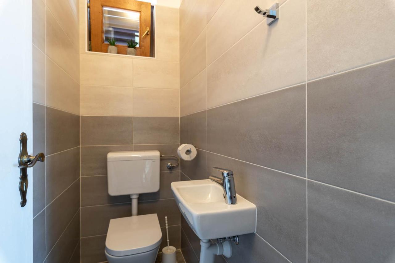 Apartments Fijan Drage Luaran gambar